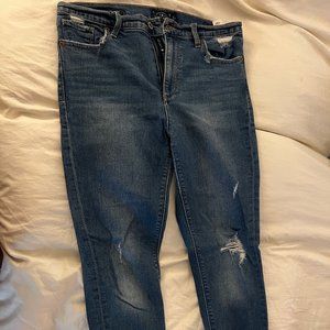 Lucky Brand Midwash Distressed Skinny Jean